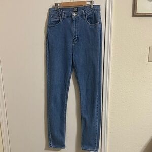 EUC Urban Outfitters BDG Girlfriend High Rise Jeans size 30